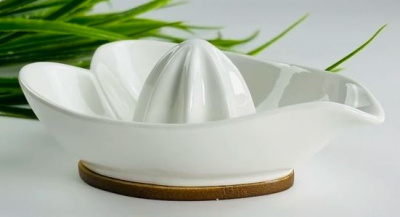 Соковыжималка д/цитрусовых TROPICAL на подставке фарфор 235-043